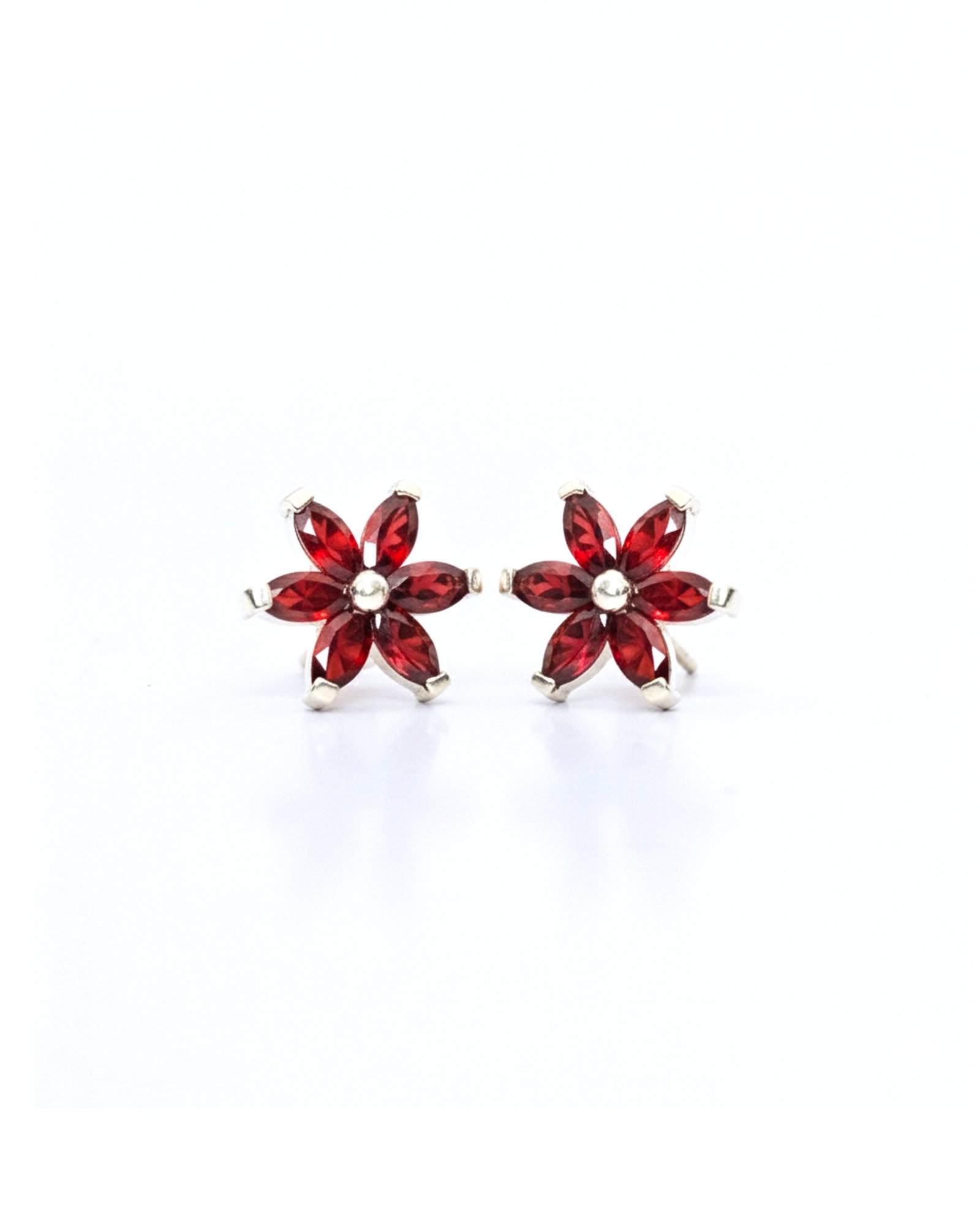 925 Silver Garnet Floral Stud Earrings L66614 – January Birthstone, Marquise Cut, Elegant Jewelry for Women