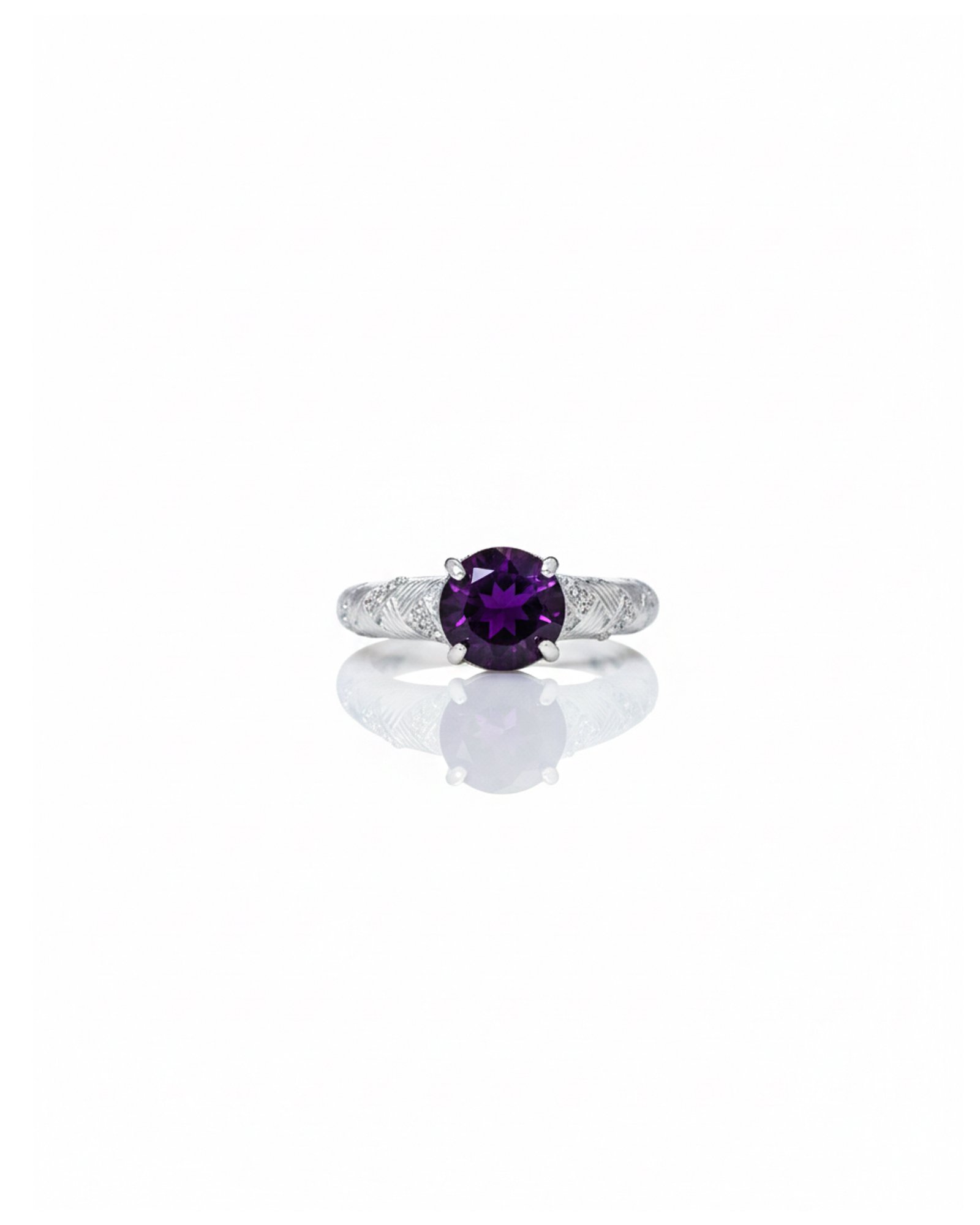 Front view of 925 silver vintage-style amethyst ring with round-cut February birthstone gemstone and filigree band