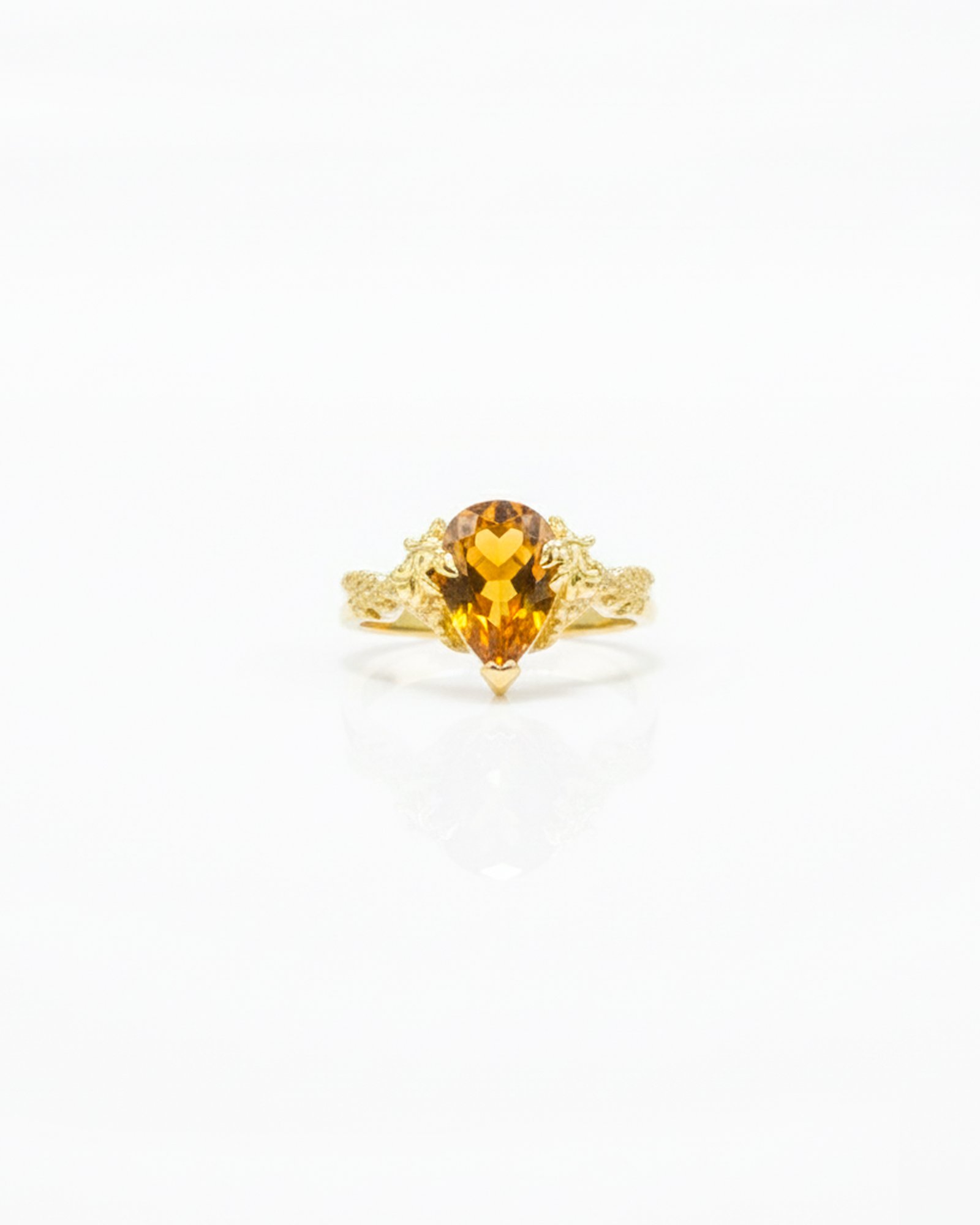 925 yellow gold-plated sterling silver ring with pear-shaped citrine center and white topaz halo, vintage filigree design
